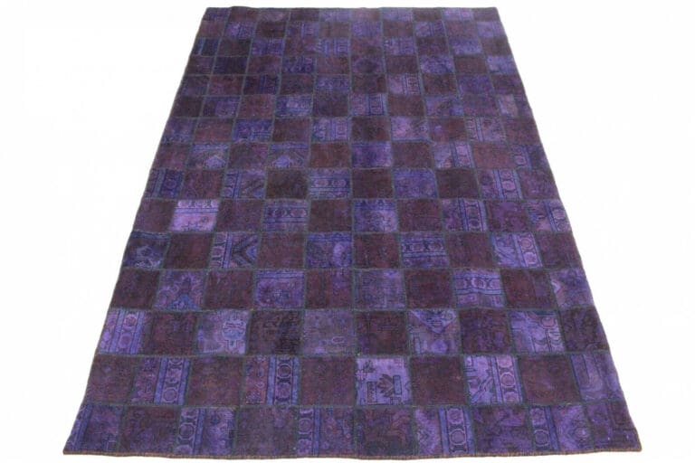 Oriental Rug from the Orient — 305 × 198 cm