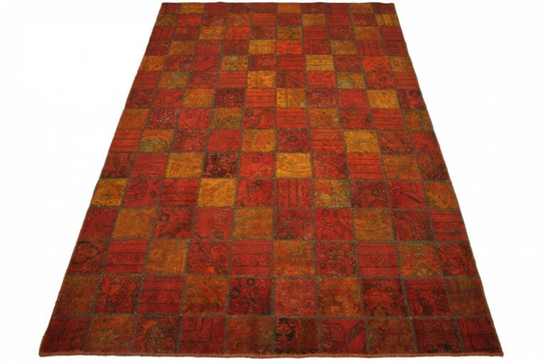 Oriental Rug from the Orient — 307 × 198 cm