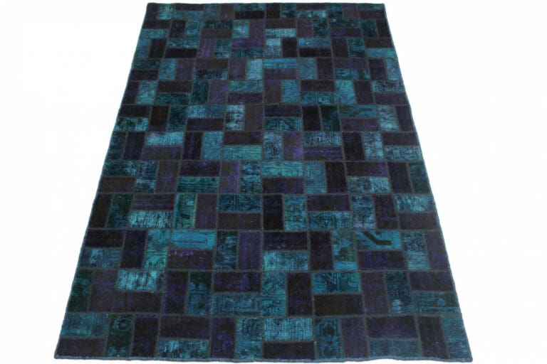 Oriental Rug from the Orient — 247 × 162 cm