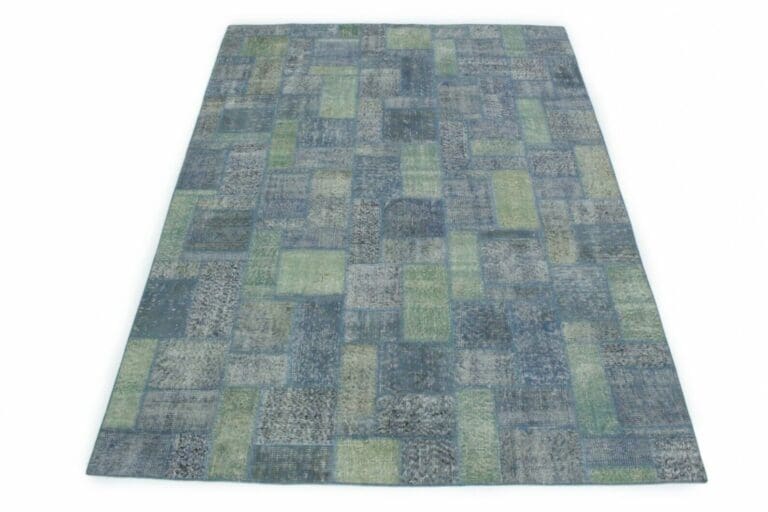 Hand-Knotted Wool Oriental Rug, 299 × 213 cm