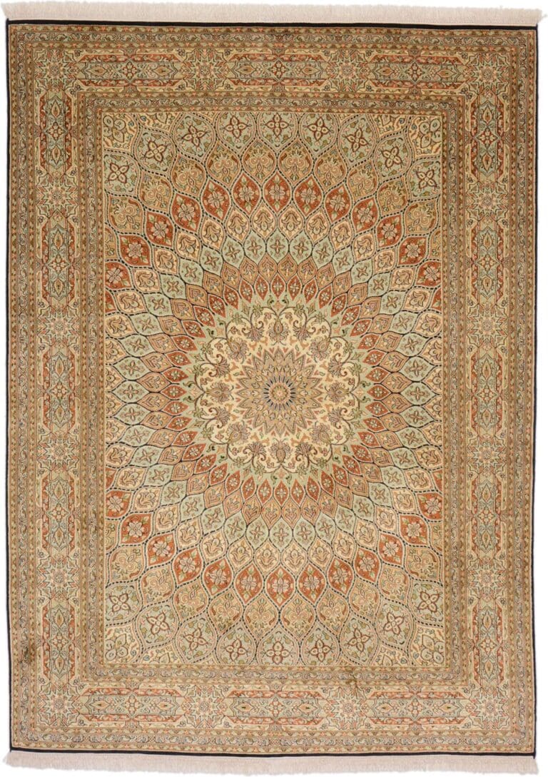 Kashmir Indian Rug 157 × 217 cm, Wool & Silk, hand-knotted