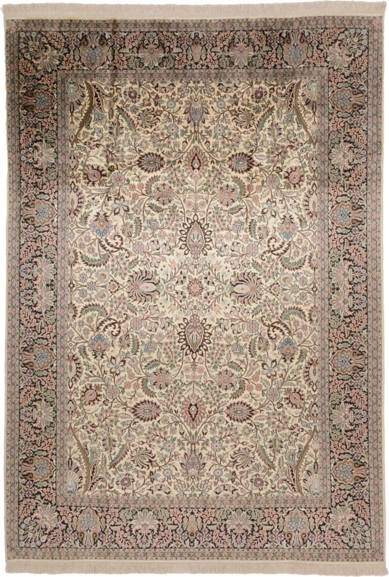 Kashmir Indian Rug — hand-knotted, 217 × 310 cm, Silk