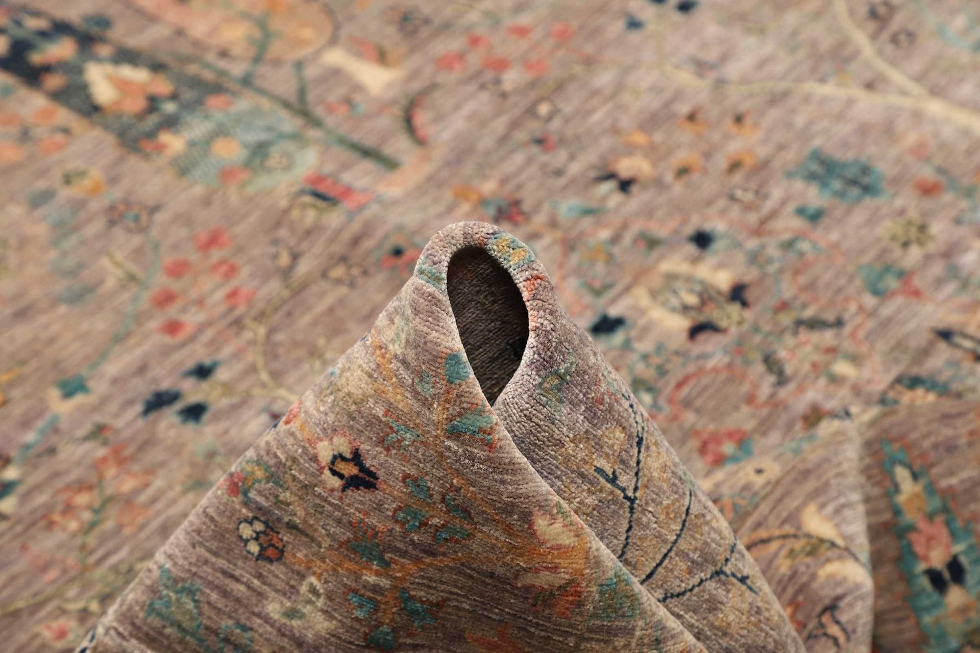 Samarkand Pakistani Rug 308 × 419 cm, Wool, hand-knotted