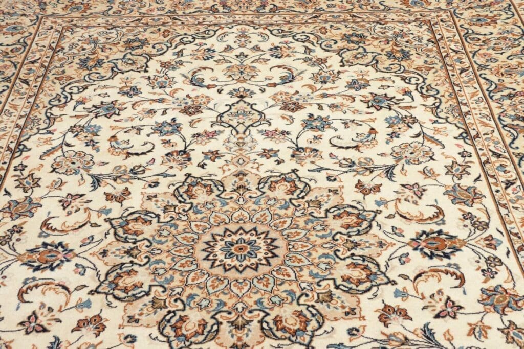 kashan-teppich-200-x-300cm-handgeknupft-schurwolle-perserteppich-8 Hand-Knotted Wool Kashan Persian Rug, 200 × 300 cm – view 9