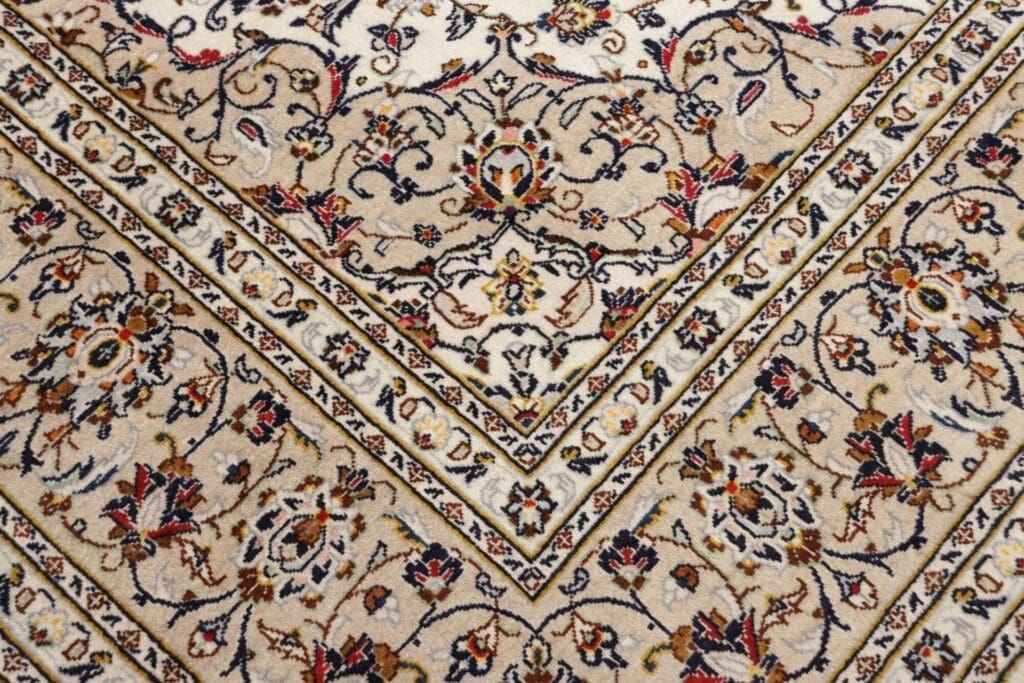 kashan-teppich-203-x-305-cm-schurwolle-florales-muster-handgeknupft-5 Hand-Knotted Wool Kashan Persian Rug, 203 × 305 cm – view 6