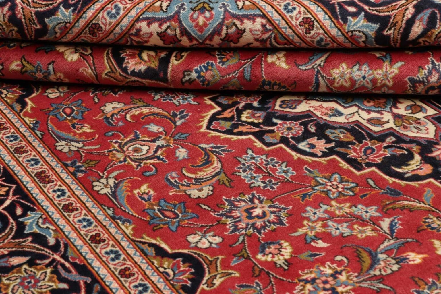 kashan-teppich-200-x-305-cm-handgeknupft-perserteppich-9 Hand-Knotted Wool Kashan Persian Rug, 200 × 305 cm – view 10