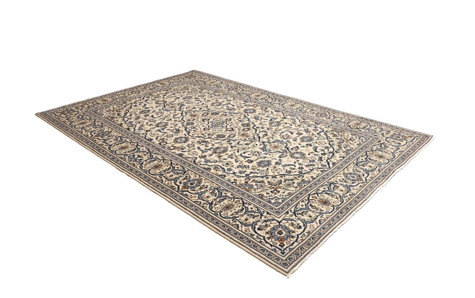 Hand-Knotted Wool Kashan Persian Rug, 203 × 300 cm – view 3