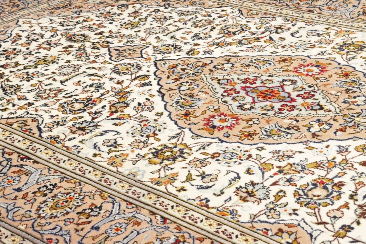 Kashan Persian Rug — hand-knotted, 198 × 315 cm, Wool – view 6
