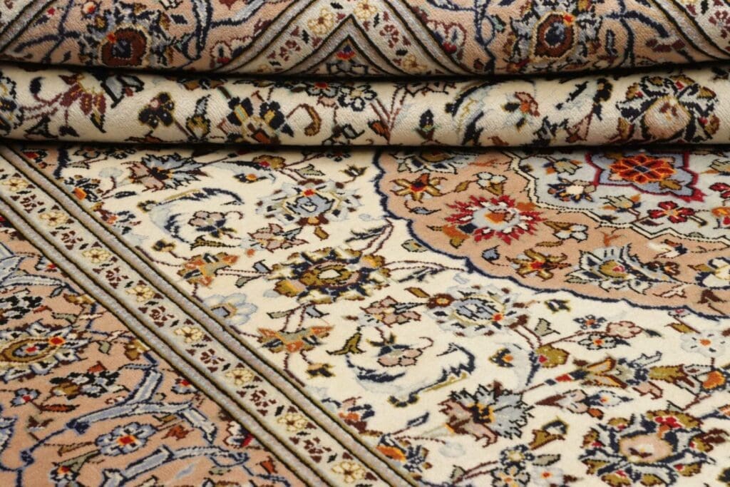 Kashan Persian Rug — hand-knotted, 198 × 315 cm, Wool – view 9