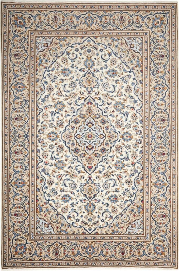 Hand-Knotted Wool Kashan Persian Rug, 203 × 296 cm