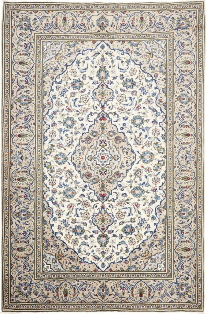 Hand-Knotted Wool Kashan Persian Rug, 197 × 296 cm