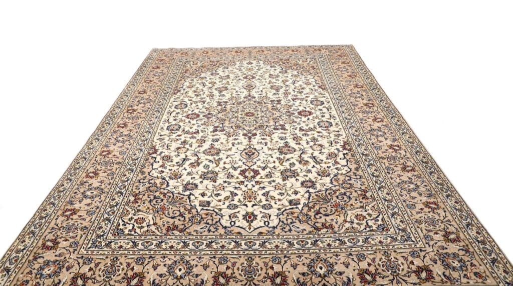 Kashan Persian Rug 205 × 322 cm, Wool, hand-knotted – view 4
