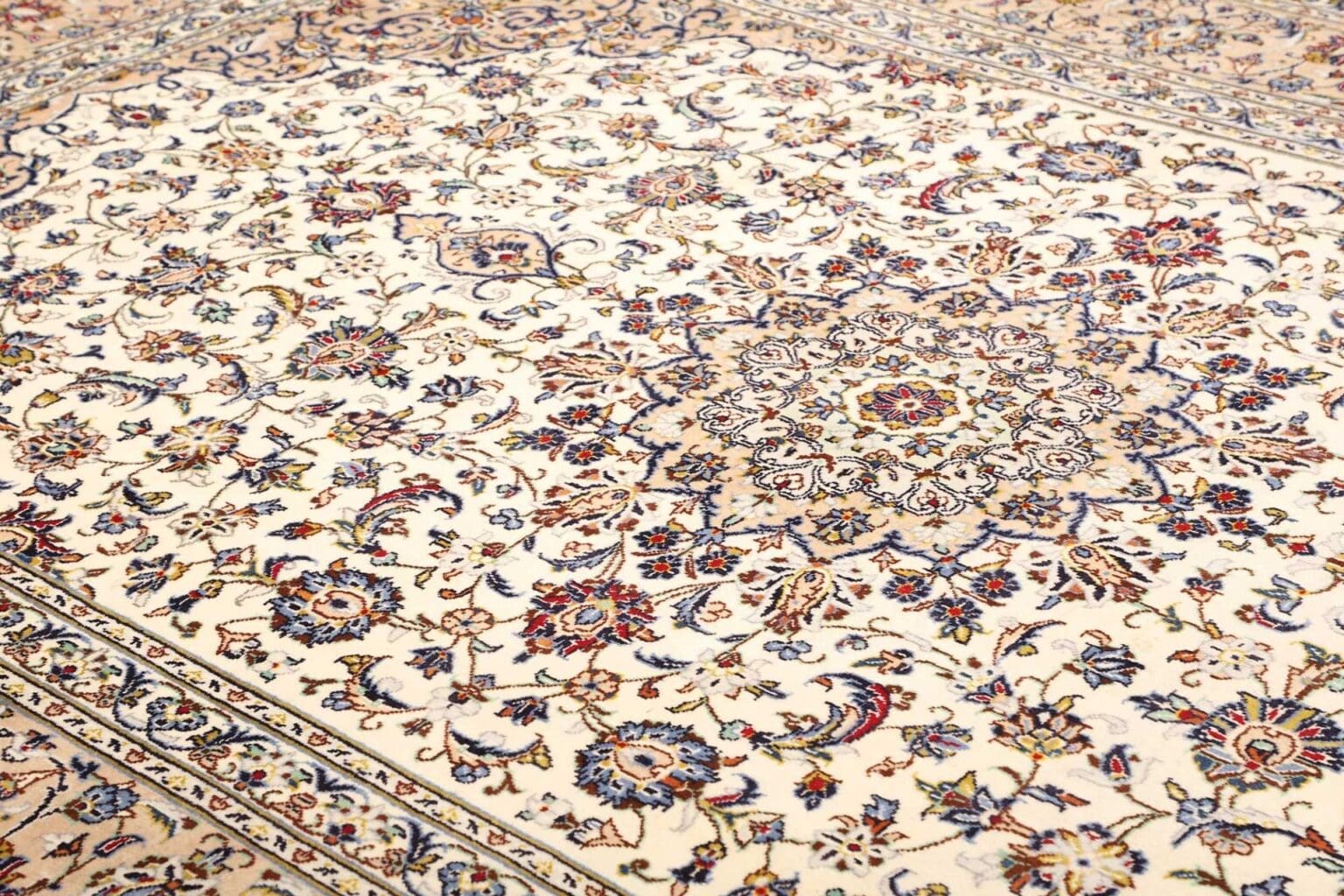 Kashan Persian Rug 205 × 322 cm, Wool, hand-knotted – view 7