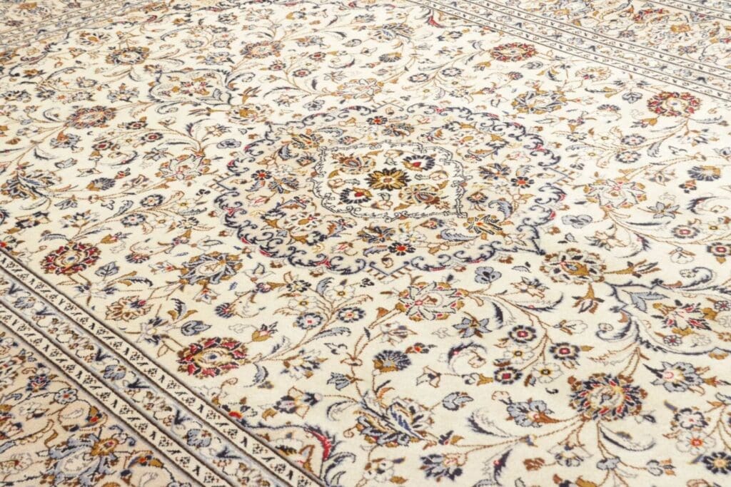 kashan-teppich-208-x-312-cm-handgeknupft-perserteppich-7 Hand-Knotted Wool Kashan Persian Rug, 208 × 312 cm – view 8