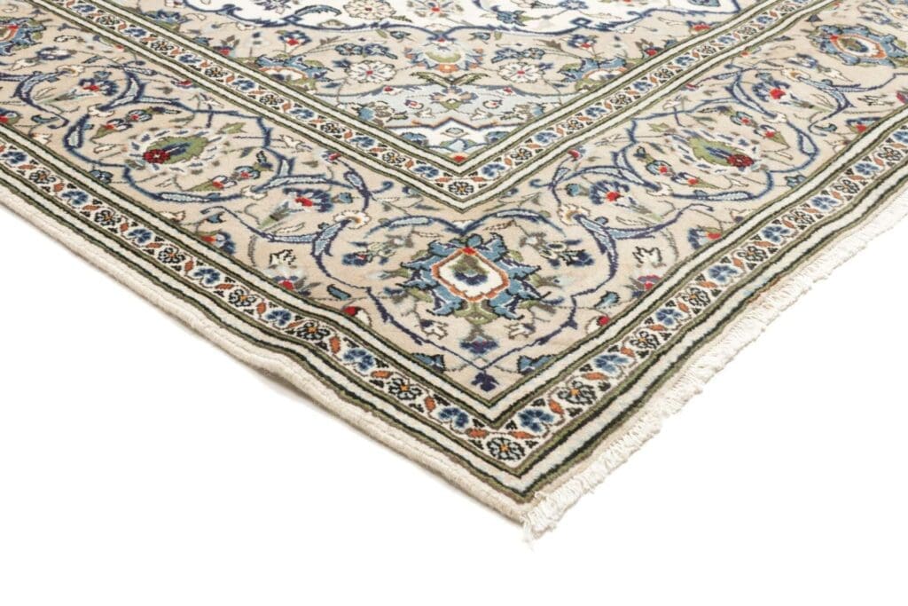 Hand-Knotted Wool Kashan Persian Rug, 197 × 296 cm – view 5