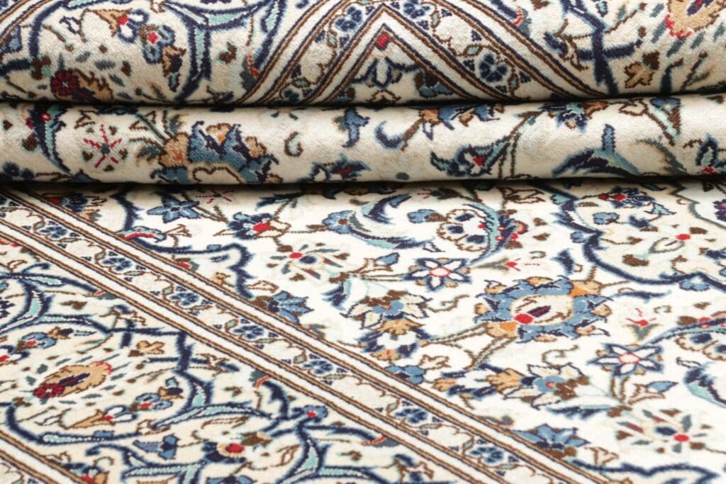 Kashan Persian Rug — hand-knotted, 199 × 300 cm, Wool – view 10