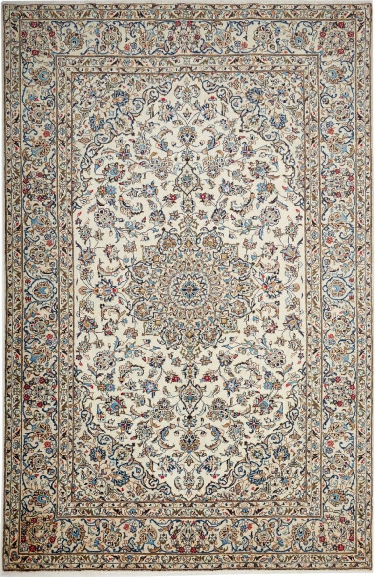 Kashan Persian Rug 196 × 298 cm, Wool, hand-knotted