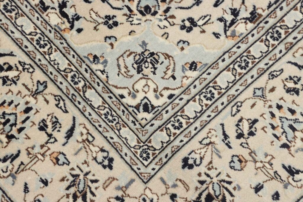 kashan-teppich-203-x-320cm-florale-muster-handgeknupft-perserteppich-5 Kashan Persian Rug — hand-knotted, 203 × 320 cm, Wool – view 6