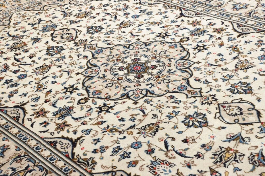 kashan-teppich-200-x-302cm-handgeknupft-schurwolle-perserteppich-7 Kashan Persian Rug — hand-knotted, 200 × 302 cm, Wool – view 8
