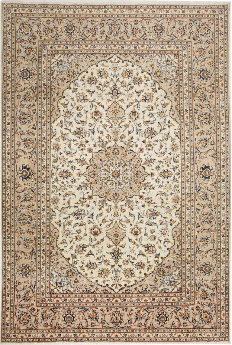 Kashan Persian Rug 198 × 290 cm, Wool, hand-knotted