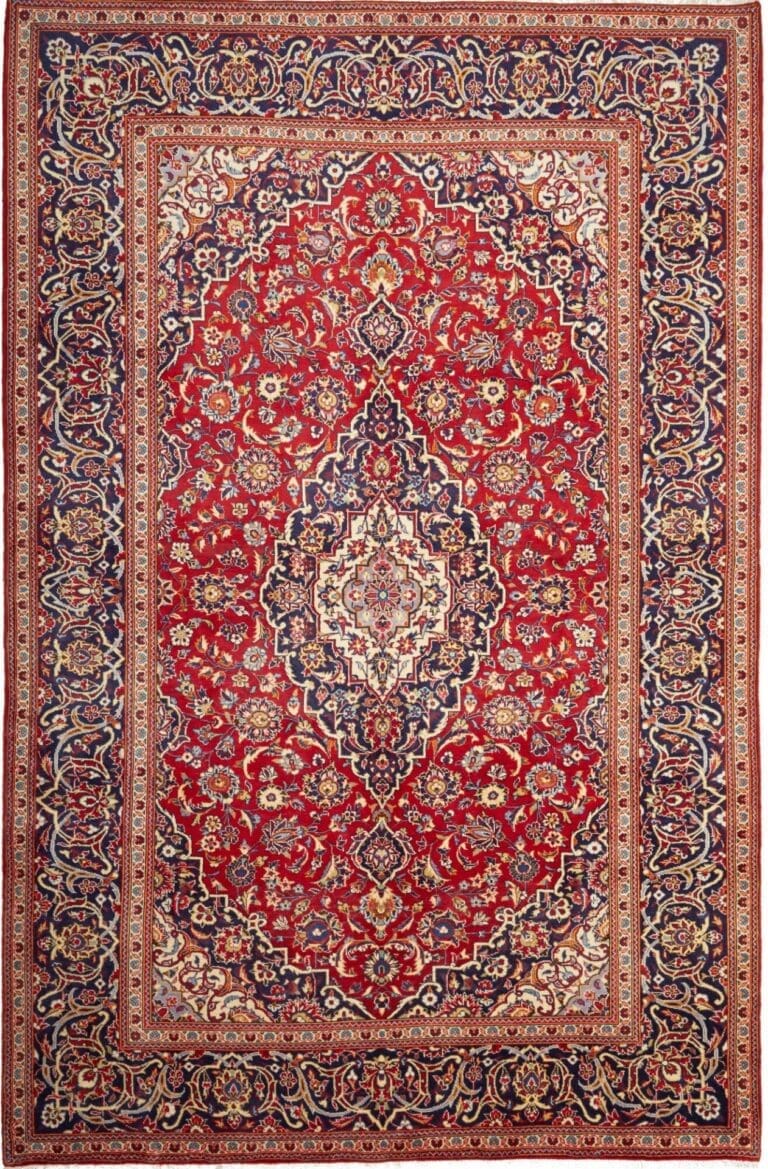 Kashan Persian Rug 205 × 310 cm, Wool, hand-knotted