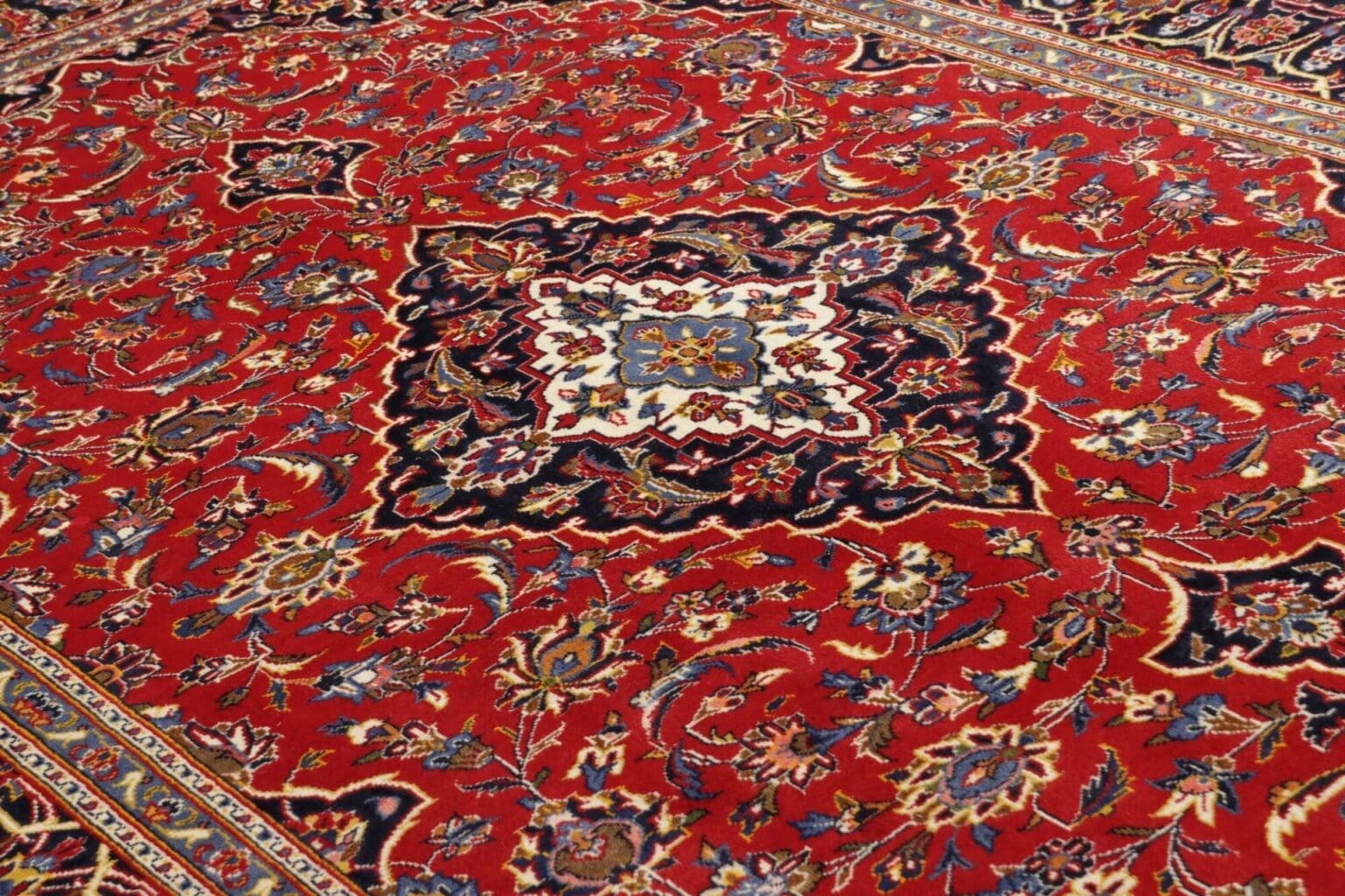 kashan-teppich-206-x-293-cm-handgeknupft-perserteppich-7 Kashan Persian Rug — hand-knotted, 206 × 293 cm, Wool – view 8
