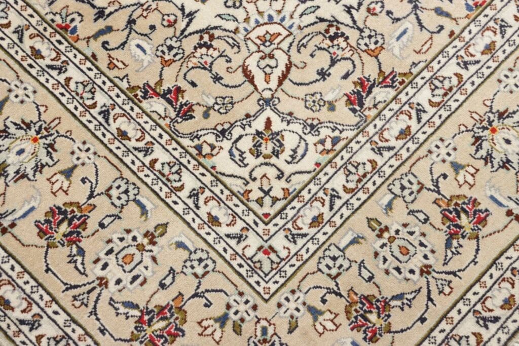 Kashan Persian Rug — hand-knotted, 203 × 300 cm, Wool – view 6