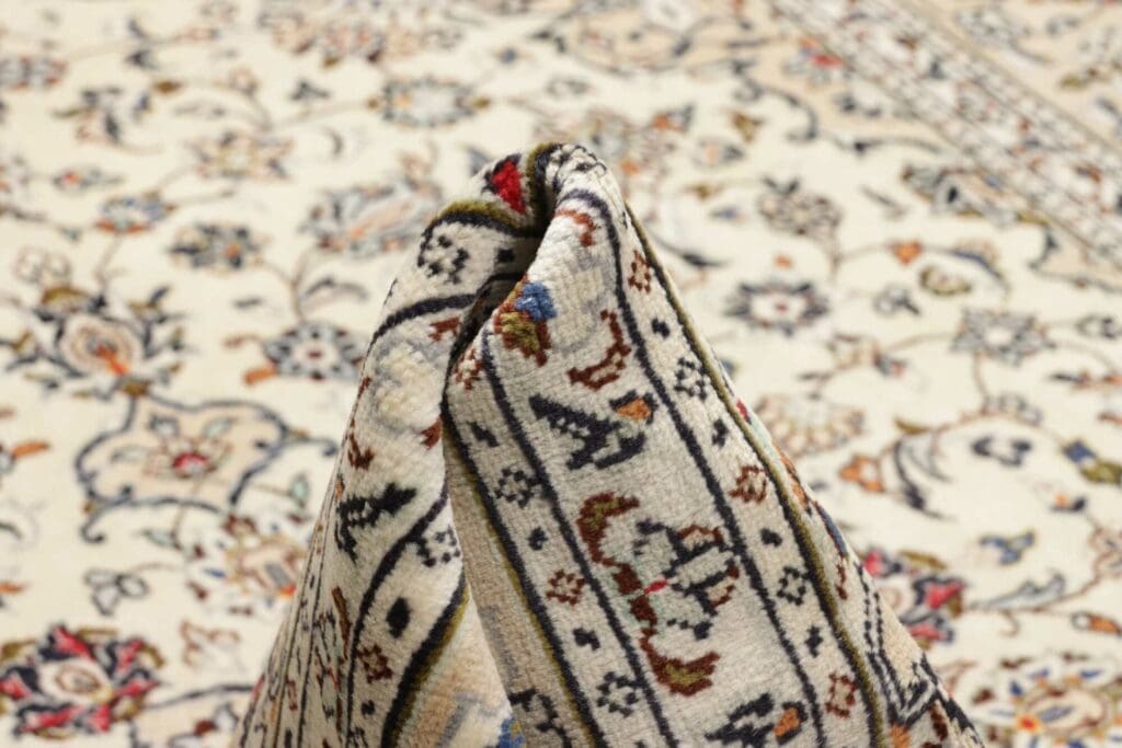 Kashan Persian Rug — hand-knotted, 203 × 300 cm, Wool – view 10