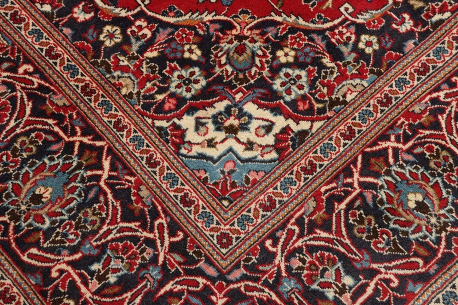 Kashan Persian Rug 199 × 303 cm, Wool, hand-knotted – view 6