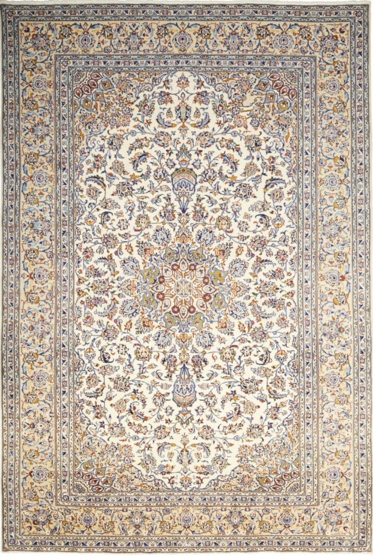Kashan Persian Rug 209 × 315 cm, Wool, hand-knotted