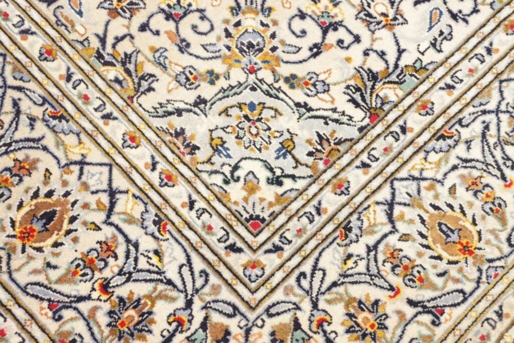 kashan-teppich-200-x-315-cm-florale-muster-handgeknupft-perserteppich-5 Kashan Persian Rug 200 × 315 cm, Wool, hand-knotted – view 6