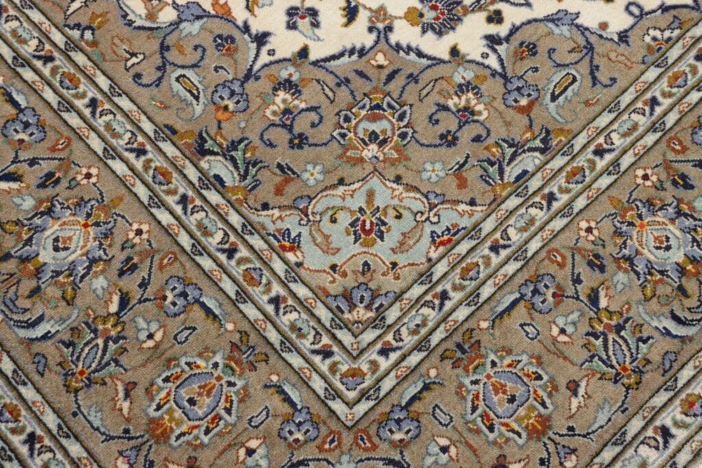kashan-teppich-206-x-310cm-strapazierfahig-handgeknupft-perserteppich-5 Kashan Persian Rug 206 × 310 cm, Wool, hand-knotted – view 6