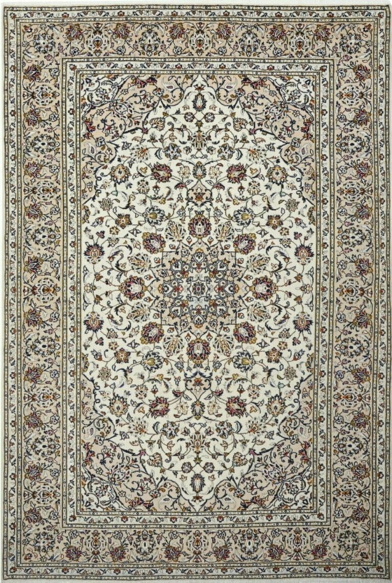 Kashan Persian Rug 205 × 298 cm, Wool, hand-knotted