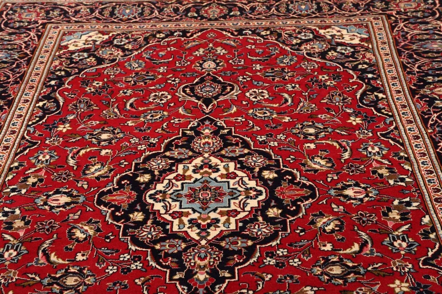 Kashan Persian Rug 195 × 295 cm, Wool, hand-knotted – view 8