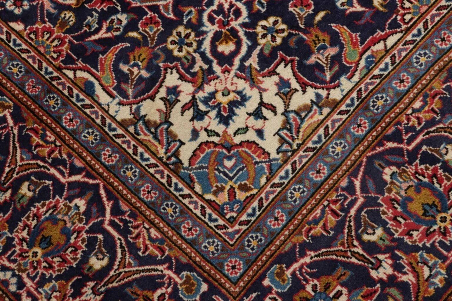 kashan-teppich-199-x-313cm-handgeknupft-perserteppich-5 Kashan Persian Rug 199 × 313 cm, Wool, hand-knotted – view 6