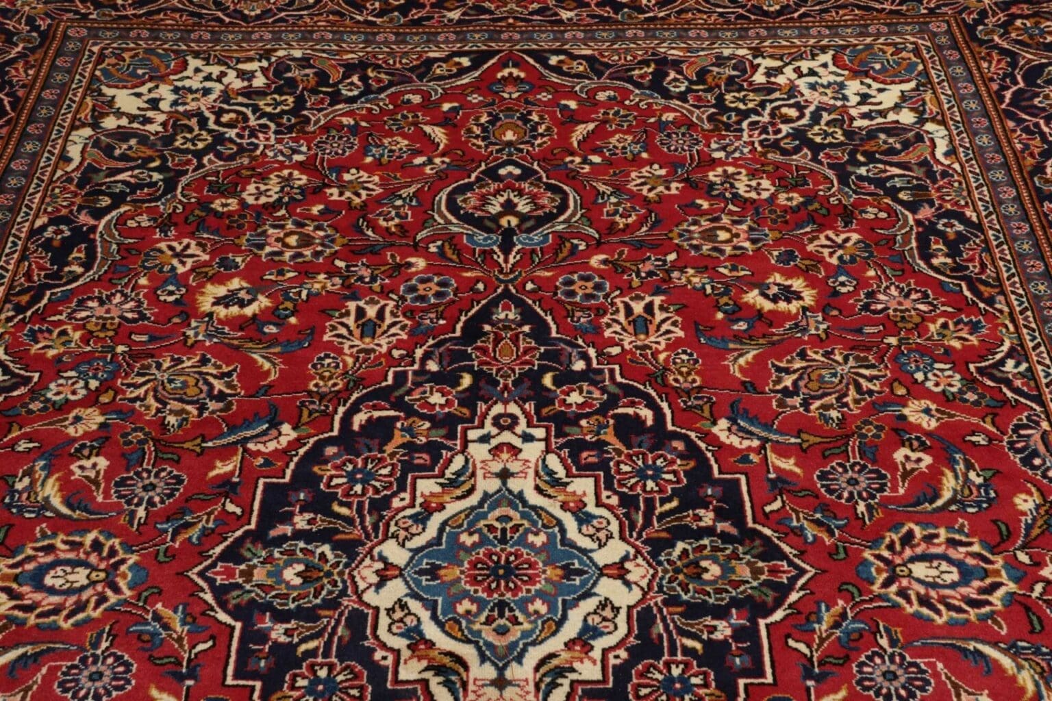 kashan-teppich-199-x-313cm-handgeknupft-perserteppich-8 Kashan Persian Rug 199 × 313 cm, Wool, hand-knotted – view 9