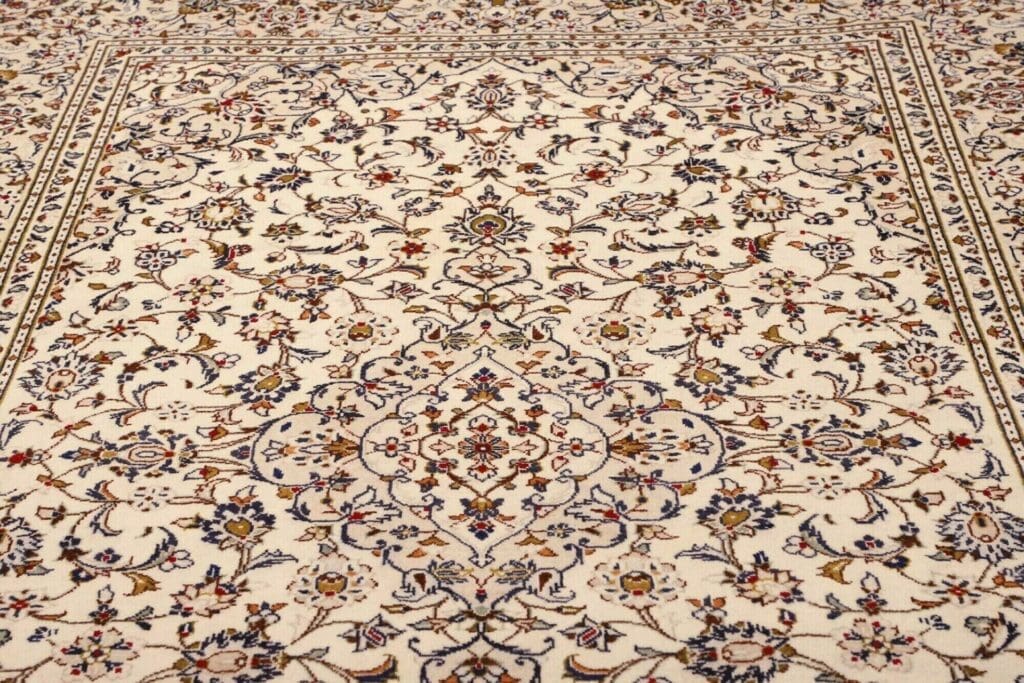 Kashan Persian Rug — hand-knotted, 198 × 305 cm, Wool – view 8