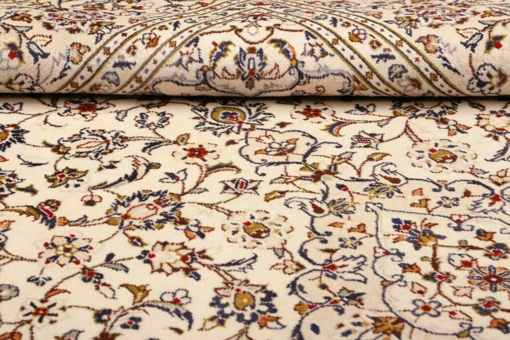 Kashan Persian Rug — hand-knotted, 198 × 305 cm, Wool – view 10