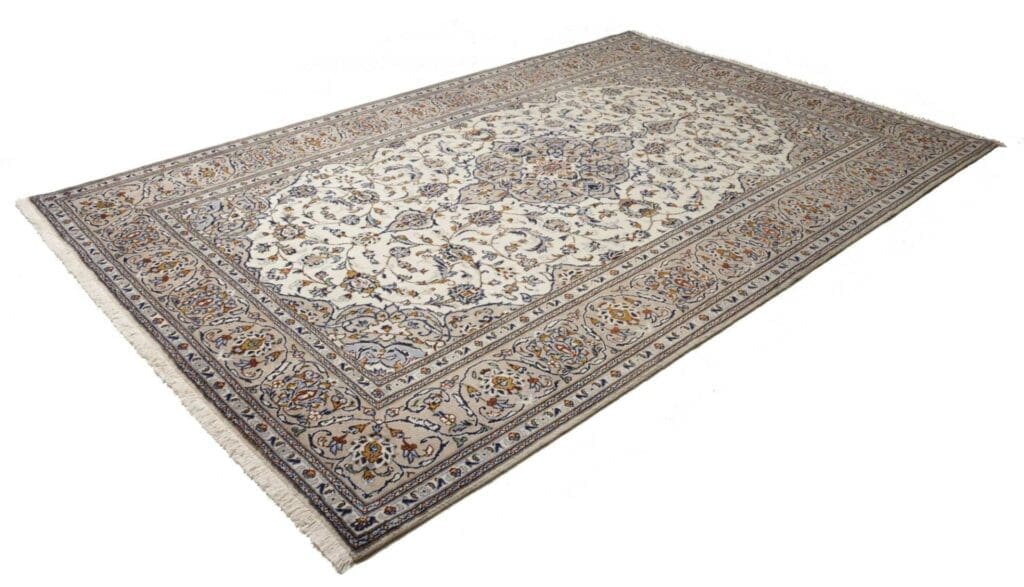 Kashan Persian Rug — hand-knotted, 206 × 320 cm, Wool – view 2