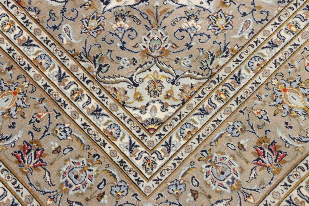 Hand-Knotted Wool Kashan Persian Rug, 210 × 300 cm – view 6