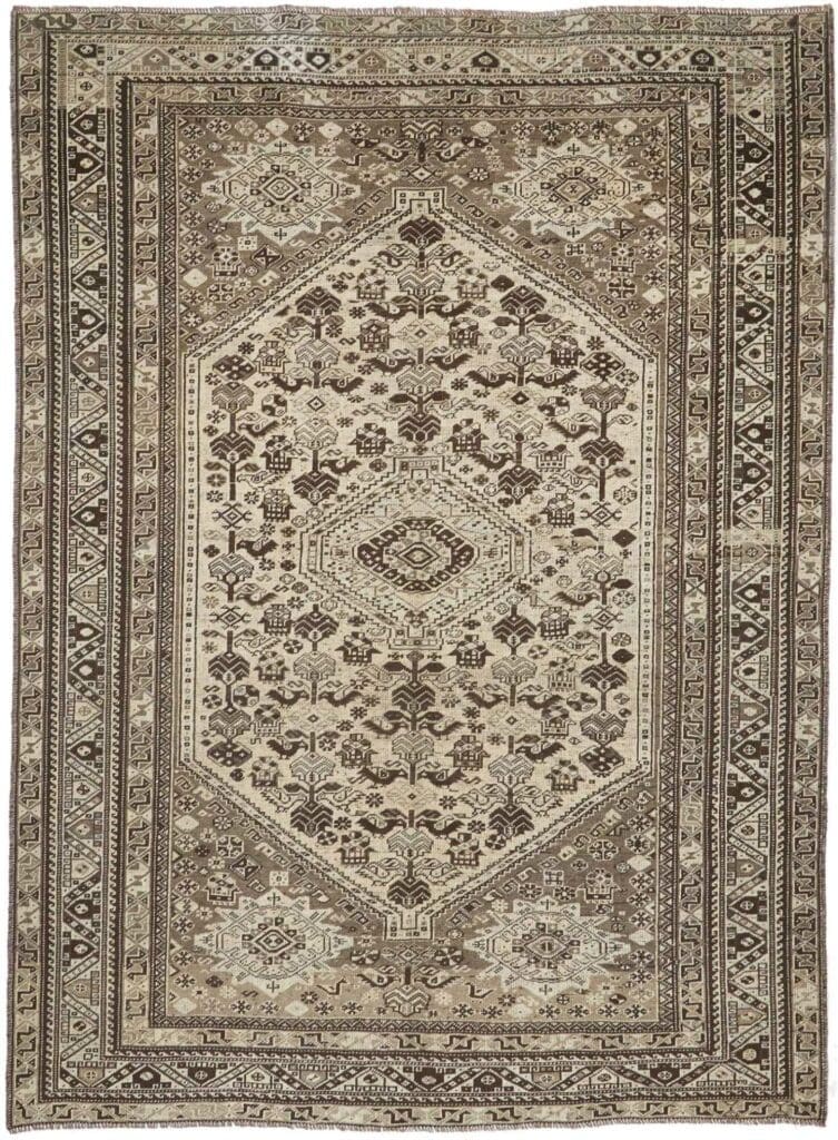 Persian Rug — hand-knotted, 207 × 286 cm, Wool