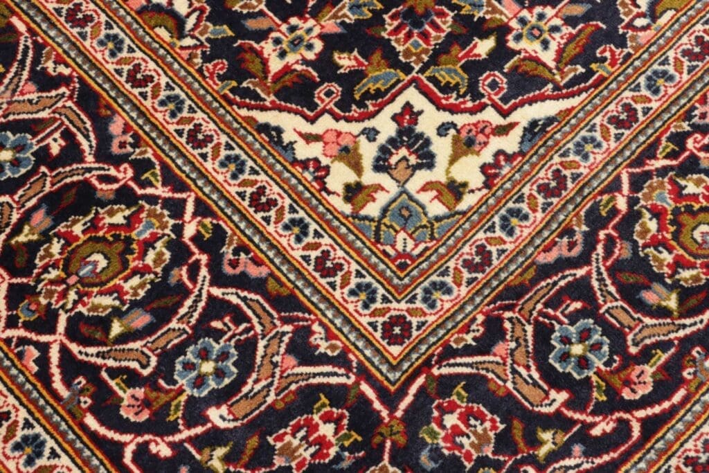 Hand-Knotted Wool Kashan Persian Rug, 208 × 304 cm – view 6