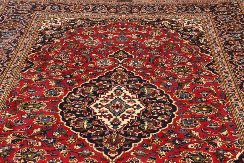 Hand-Knotted Wool Kashan Persian Rug, 208 × 304 cm – view 8