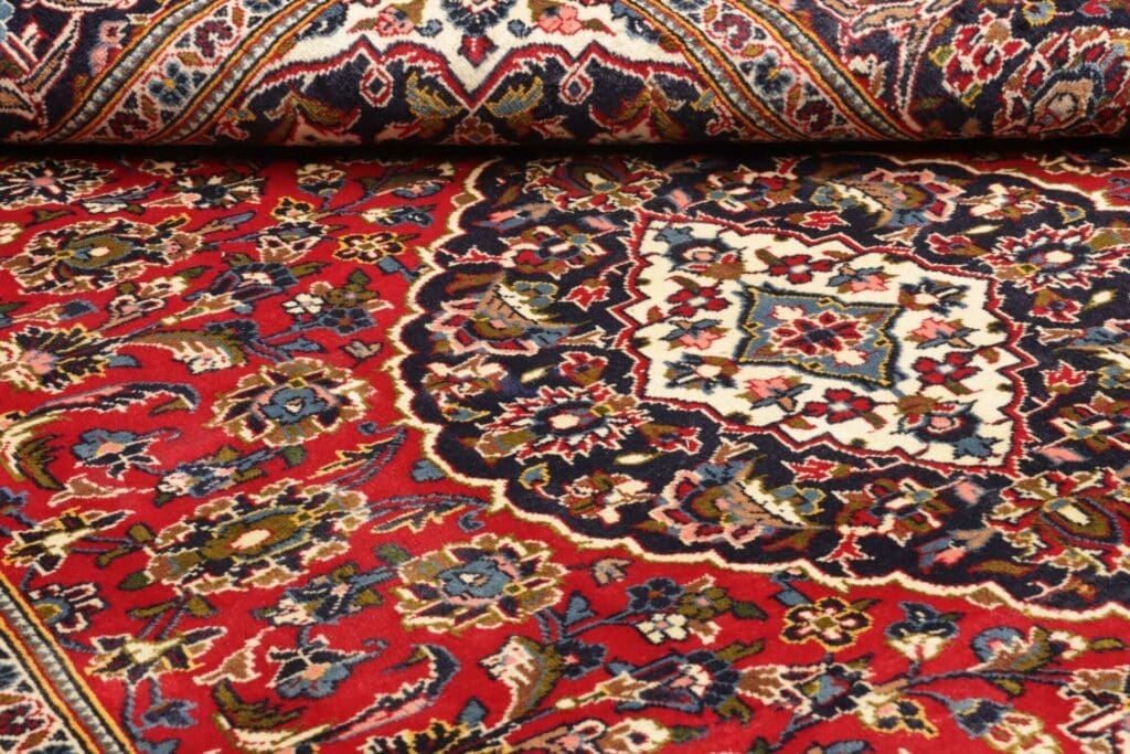 Hand-Knotted Wool Kashan Persian Rug, 208 × 304 cm – view 10