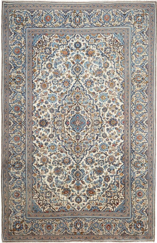 Hand-Knotted Wool Kashan Persian Rug, 200 × 305 cm