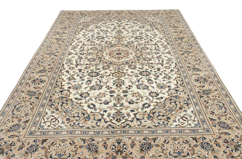 Kashan Persian Rug — hand-knotted, 201 × 306 cm, Wool – view 4