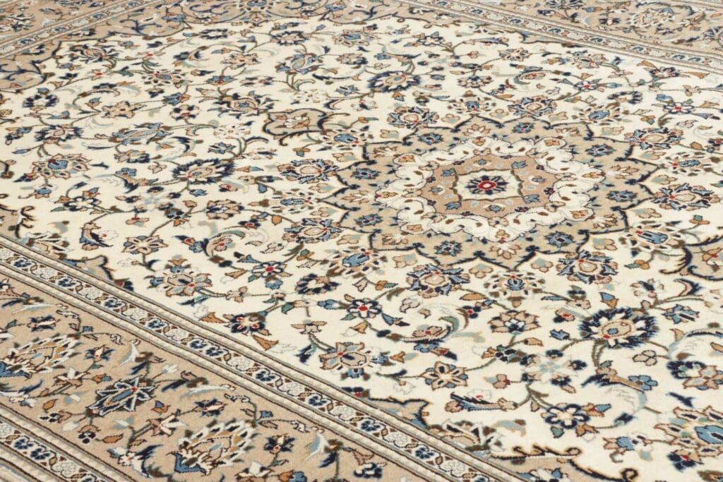 Kashan Persian Rug — hand-knotted, 201 × 306 cm, Wool – view 8