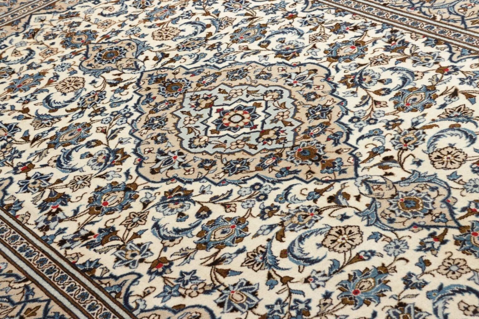 Kashan Persian Rug 199 × 293 cm, Wool, hand-knotted – view 8