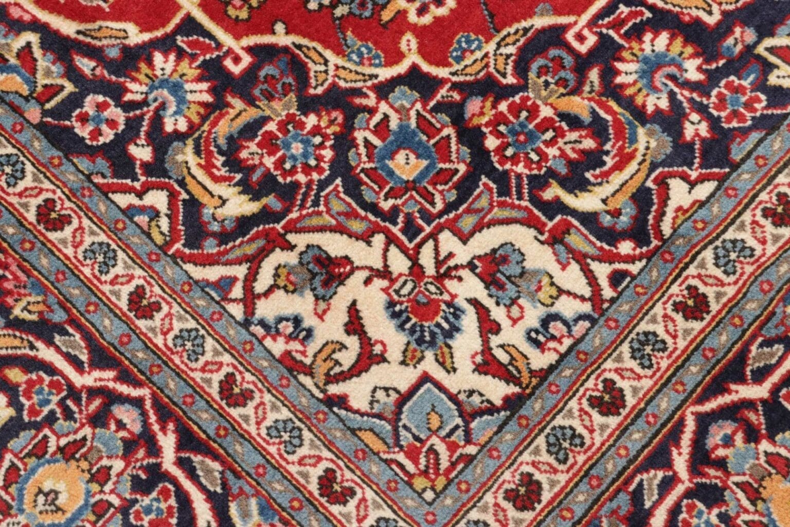 Hand-Knotted Wool Kashan Persian Rug, 197 × 310 cm – view 6