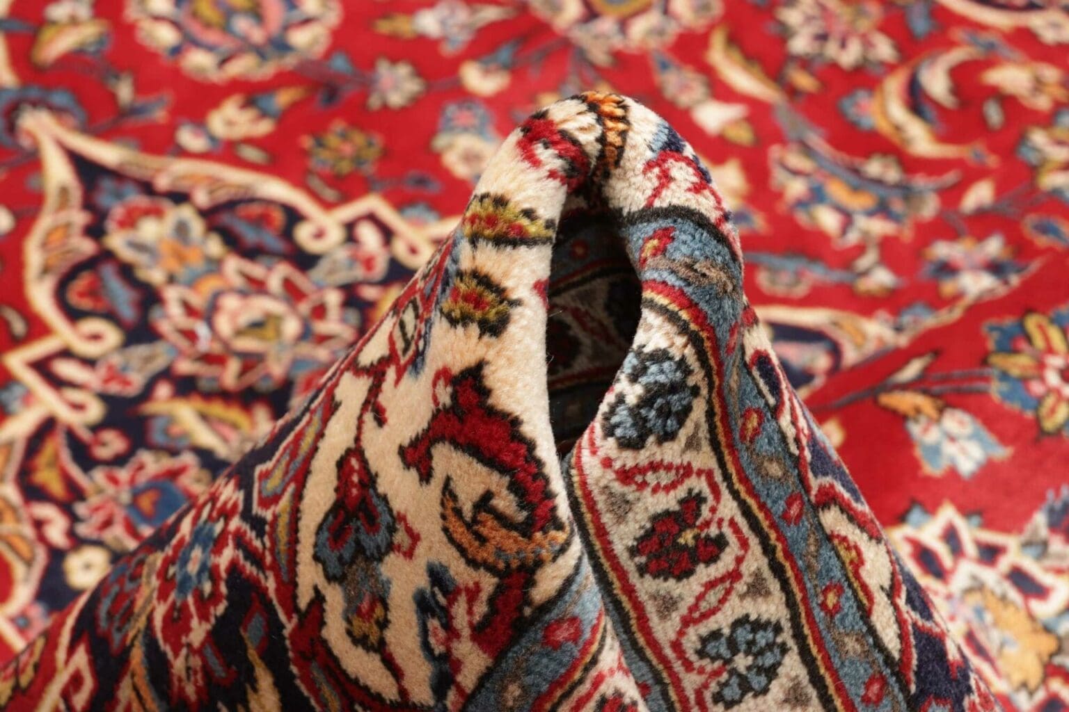 Hand-Knotted Wool Kashan Persian Rug, 197 × 310 cm – view 7